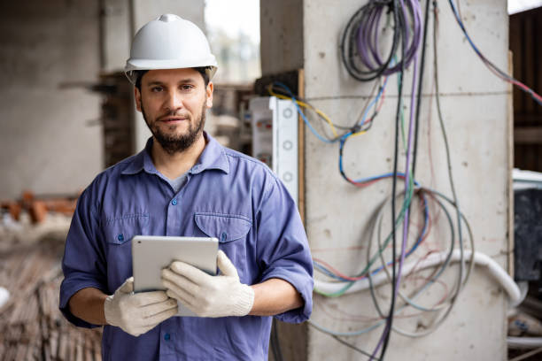 Best Affordable Electrician  in Pinckneyvle, IL